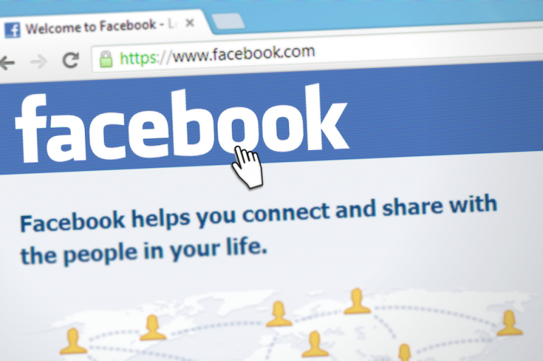 Facebook vai permitir alguns anúncios de criptomoedas