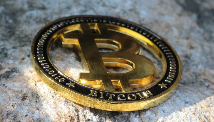 Bolsa de Valores caiu, Bitcoin subiu