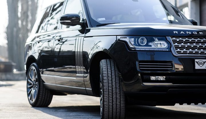 Duas Land Rovers foram apreendidas