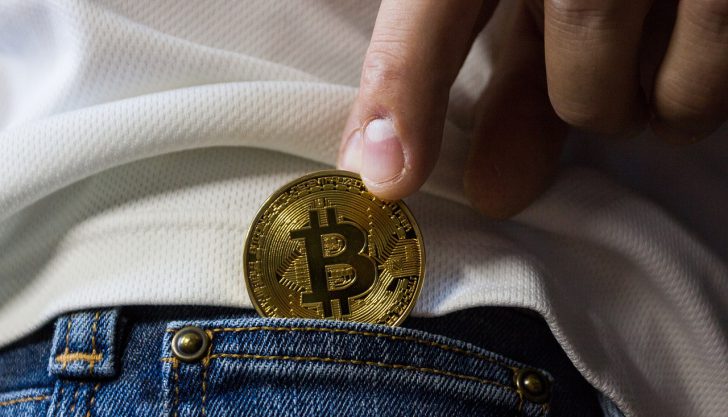 Confessou: Roger Ver ainda tem Bitcoin (BTC) em seu portfólio