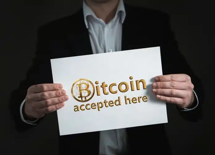 Starbucks, Gamestop e outros gigantes corporativos já aceitam Bitcoin