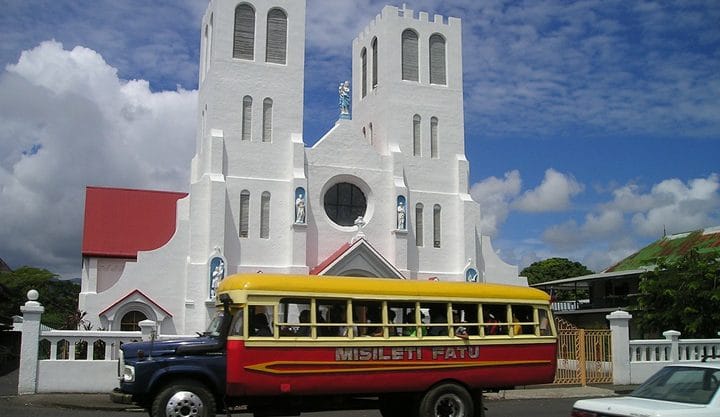 Igreja pirâmide financeira