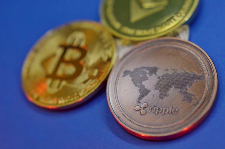 CEO da Ripple faz hold de Bitcoin
