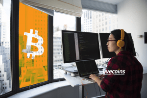 Trader analisando Preço do Bitcoin