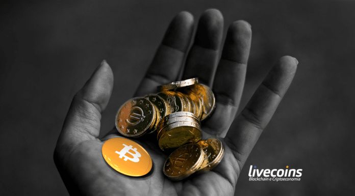 bitcoin na mão