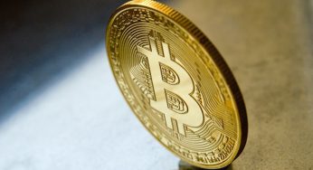Bitcoin sobe 10%, mas indicadores apontam para queda