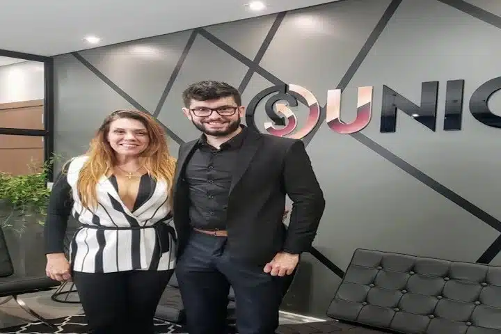 “Me ferrei igual todo mundo” diz cantora Simony sobre Unick Forex