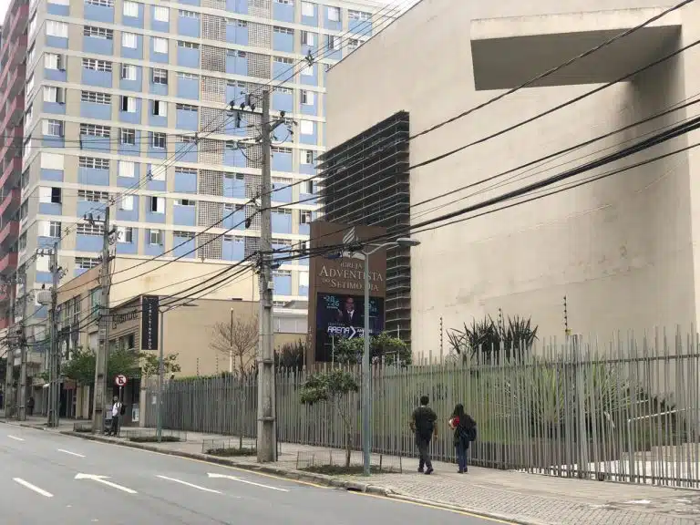 Alameda do GBB em Curitiba já foi endereço de pirâmide financeira internacional