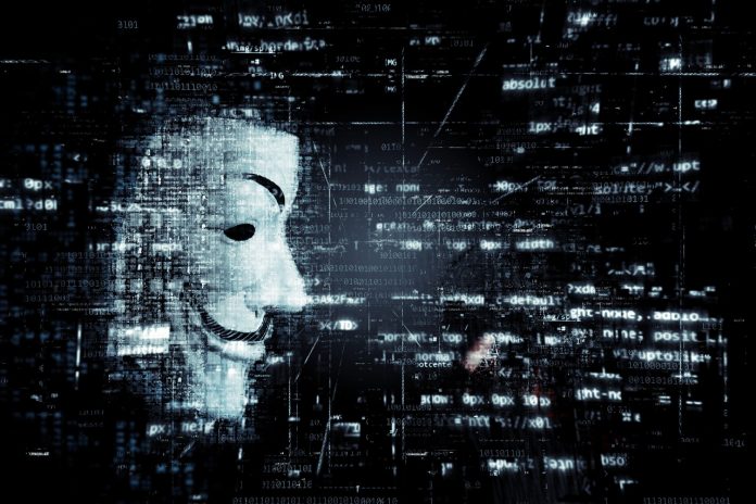 Famosa máscara do Grupo Hacker Anonymous