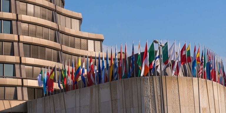 1,5 bilhão de pessoas podem usar moedas digitais nos próximos três anos