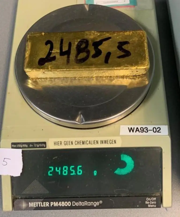 Barras de ouro são descobertas com brasileiro na Holanda