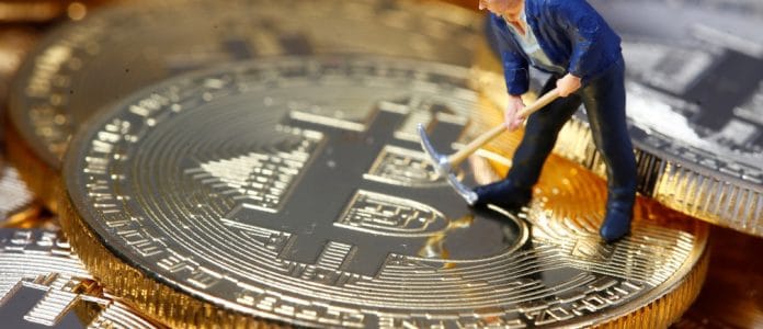 Mineração de Bitcoin (BTC)