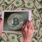 Bitcoin digitalizando o dólar