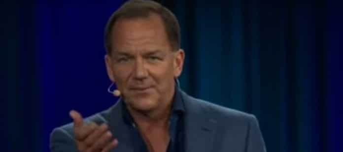 Paul Tudor Jones é um dos mais ricos gerentes de fundos de hedge, bilionário compra Bitcoin e faz preço disparar
