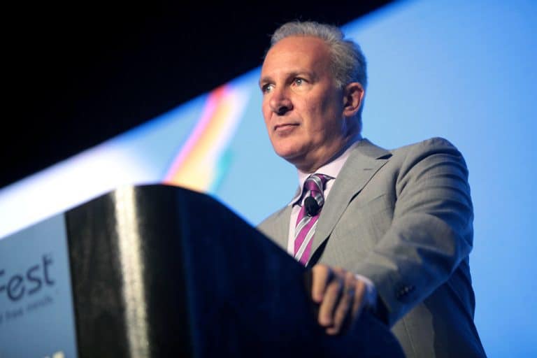Autoridades fecham banco de Peter Schiff, um dos maiores críticos do Bitcoin