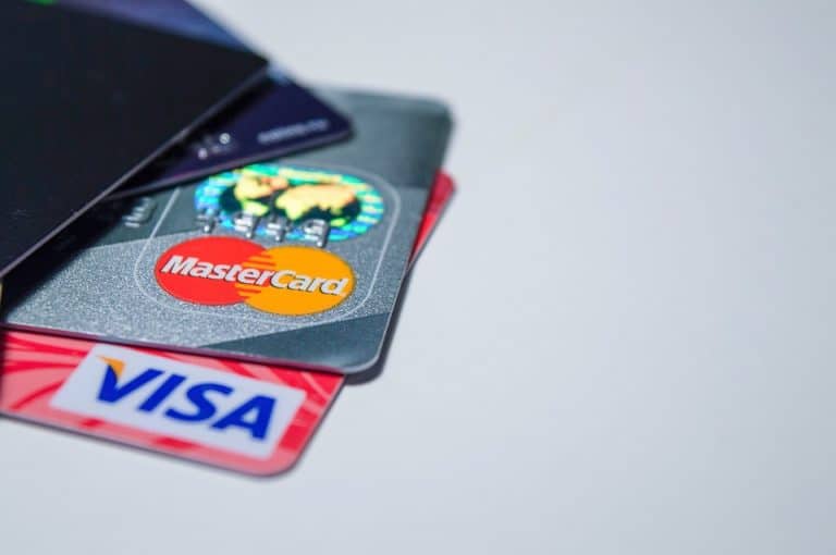 Grupo pede que Cartões de Créditos sejam bloqueados em sites de conteúdo adulto