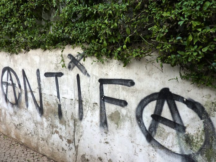 Movimento Antifascista - Antifa pode correr para o Bitcoin