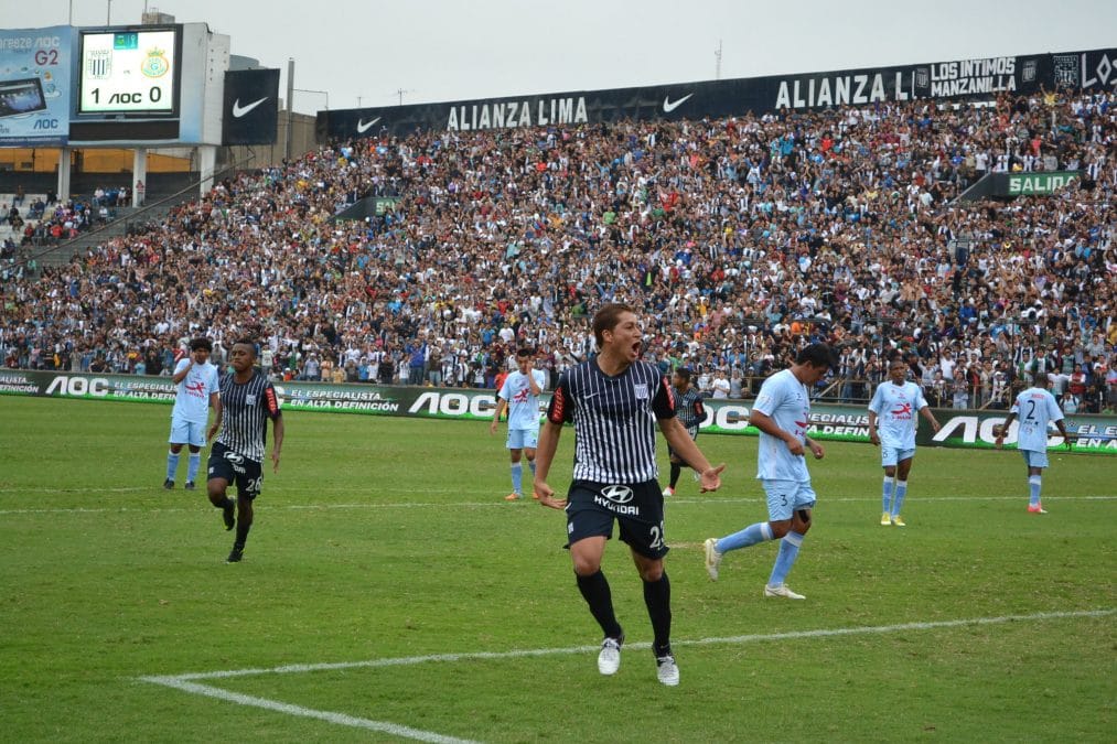 Walter Ibanez, zagueiro processa clube brasileiro