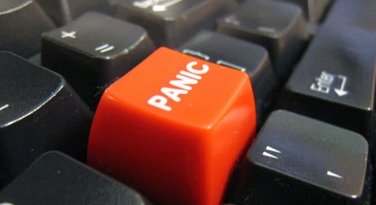 Permissão para bancos guardarem bitcoin pode ser sinal de desespero do sistema financeiro