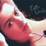 Atriz do Titanic deve estrear filme sobre golpe com criptomoeda