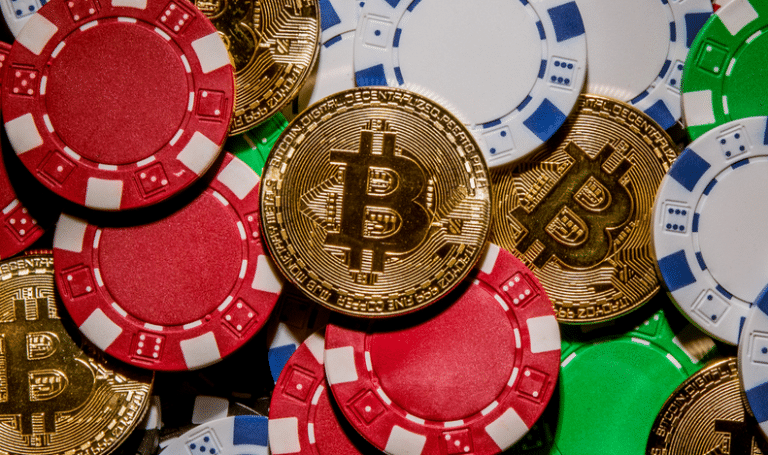 Site de apostas com criptomoedas é acusado de manipular resultados e transmitir jogos de crianças