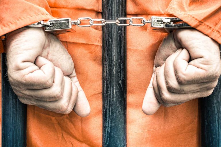 Homem é condenado a 11 anos de prisão por lavagem de dinheiro com Bitcoin