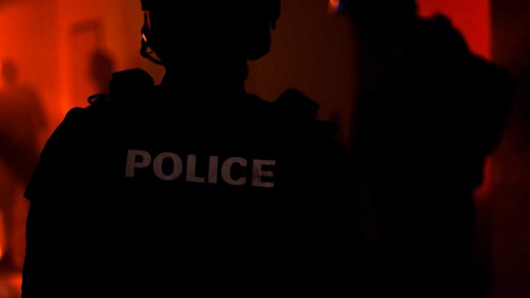 Sequestrador pede R$ 11 milhões em Bitcoin para liberar criança de 8 anos