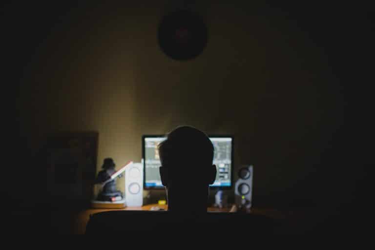 Golpistas ameaçam a vida de vítimas de vazamento de dados