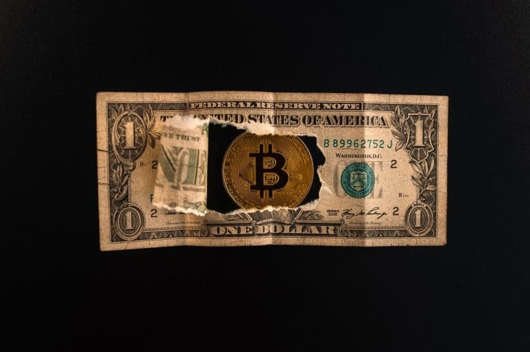 Reuters publica matéria esperada há anos por fãs do bitcoin