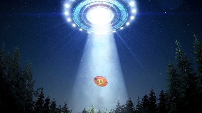 Teoria maluca diz que Satoshi Nakamoto era um alien e que o Bitcoin foi um presente à humanide
