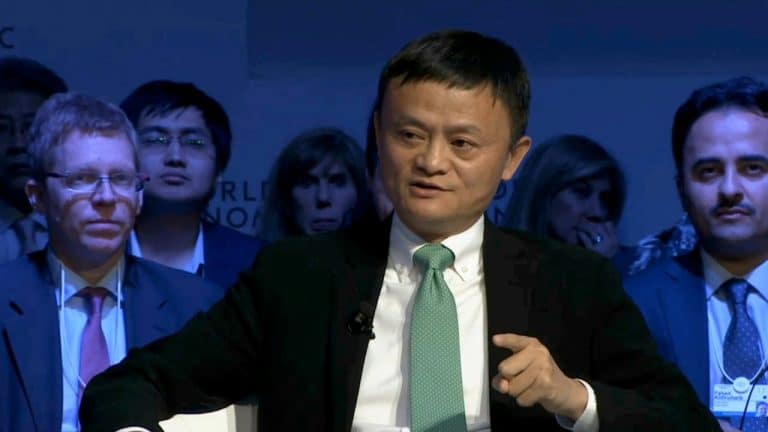 Moeda digital da China ameaça império Alibaba