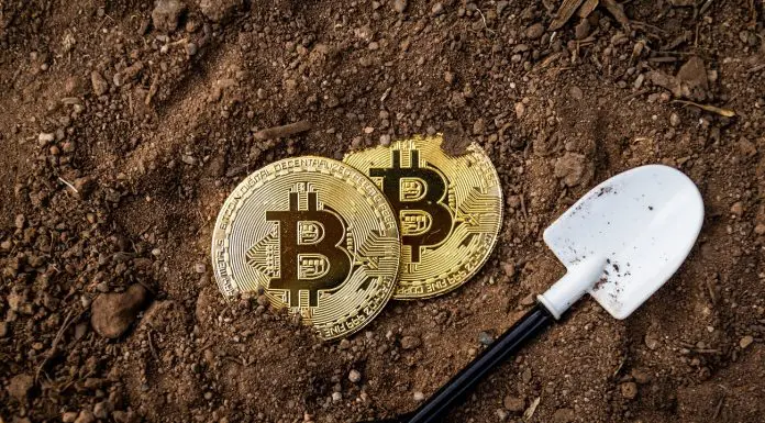 Mineração de Bitcoin com pá no chão