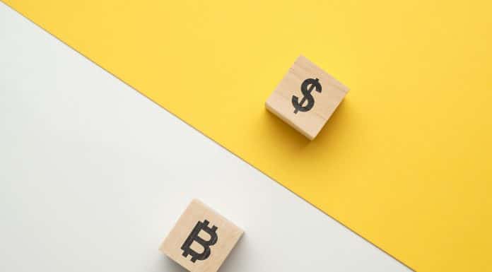 Confronto entre Bitcoin e Dólar BTC USD hoje preço