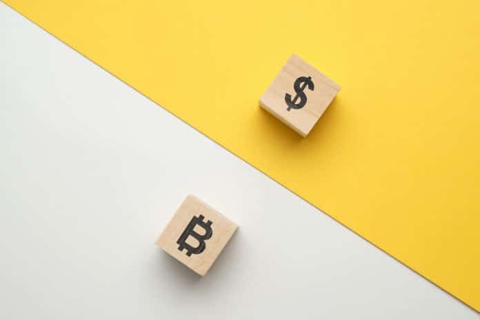 Confronto entre Bitcoin e Dólar BTC USD hoje preço
