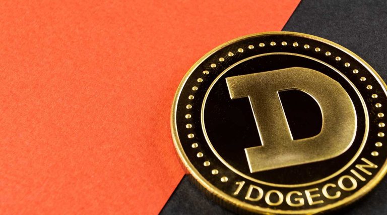 Dogecoin é centralizada e pode sofrer ataque 51%, alerta CoinMetrics