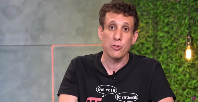 Samy Dana publica vídeo recomendando investimento em Bitcoin