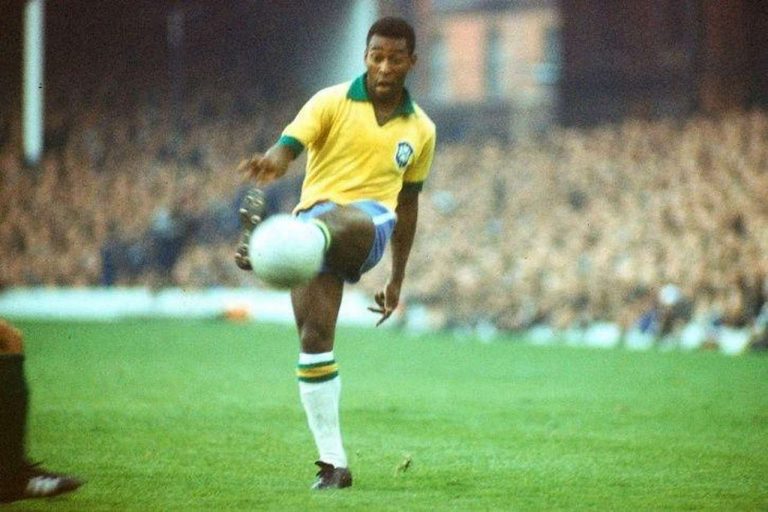 Pelé terá coleção NFT na plataforma Ethernity