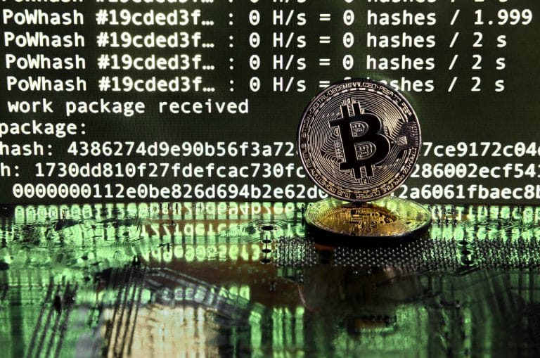 Dois Bitcoins em superfície de vídeo atualização do Bitcoin BTC