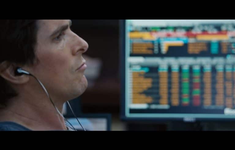 Michael Burry, representado pelo ator Christian Bale, em A Grande Aposta