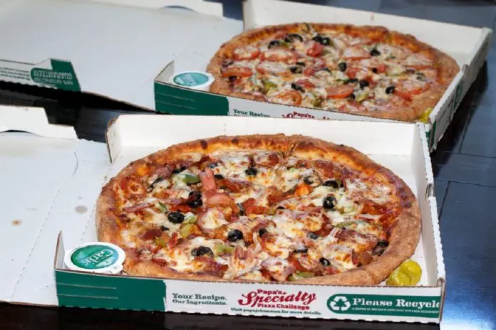Primeiras Pizzas compradas com Bitcoin. Imagem: BitcoinTalk