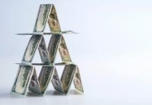 Pirâmides financeiras com notas