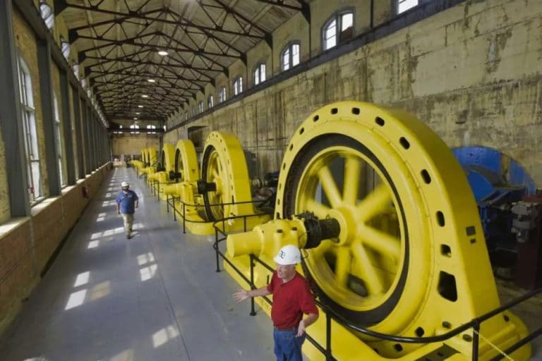 Usina hidrelétrica centenária decide que minerar Bitcoin é mais lucrativo que vender eletricidade