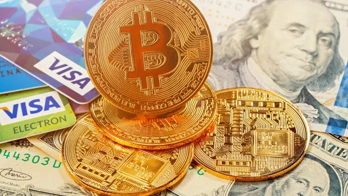 Bitcoin, Visa e Dólar ao fundo
