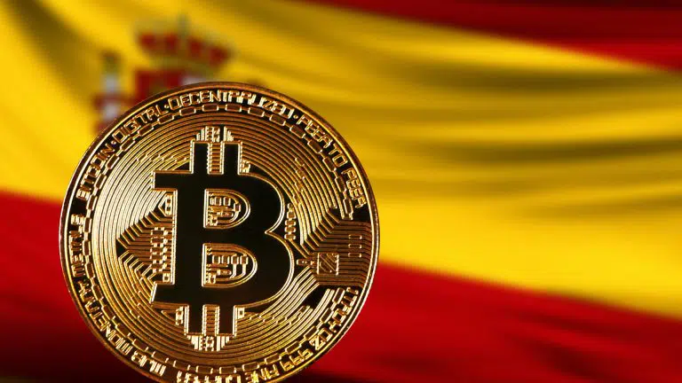 Bitcoin e Bandeira da Espanha