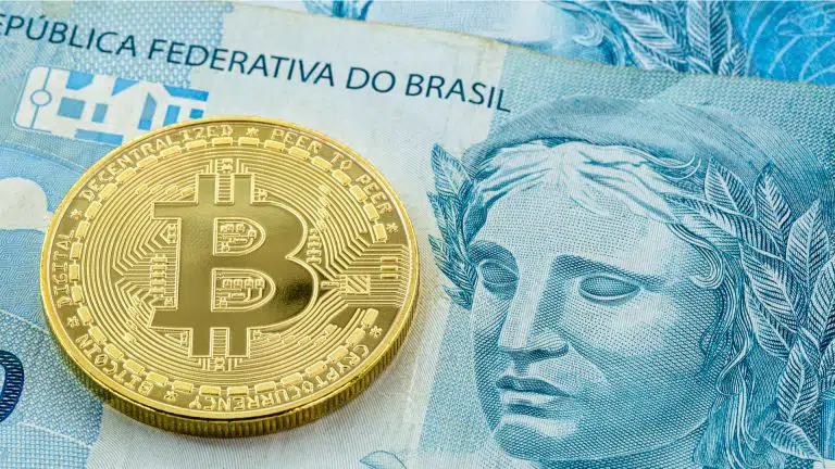 Nota de Real Brasileiro e Bitcoin