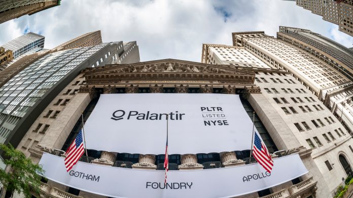 Palantir Technologies foi listada na NYSE compra ouro
