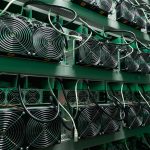 Rack de mineradoras de Bitcoin