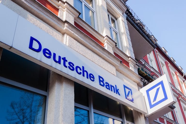 “Bitcoin é perigoso e não pode ser reserva de valor”, diz analista do Deutsche Bank