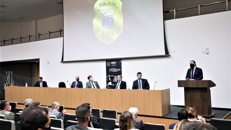 Curso para policiais sobre criptomoedas organizado pelo Ministério da Justiça e Segurança Pública no Brasil