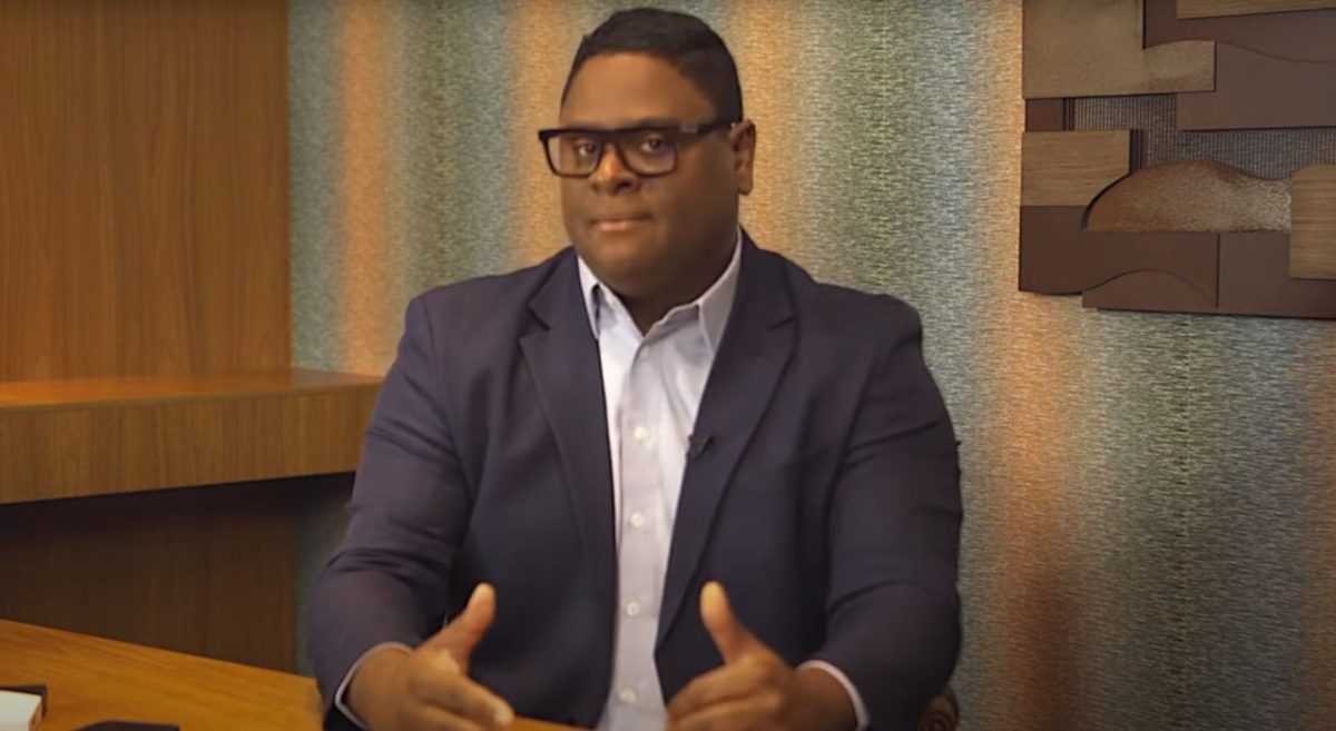 Glaidson dos Santos com olhar para câmera, Faraó dos Bitcoins